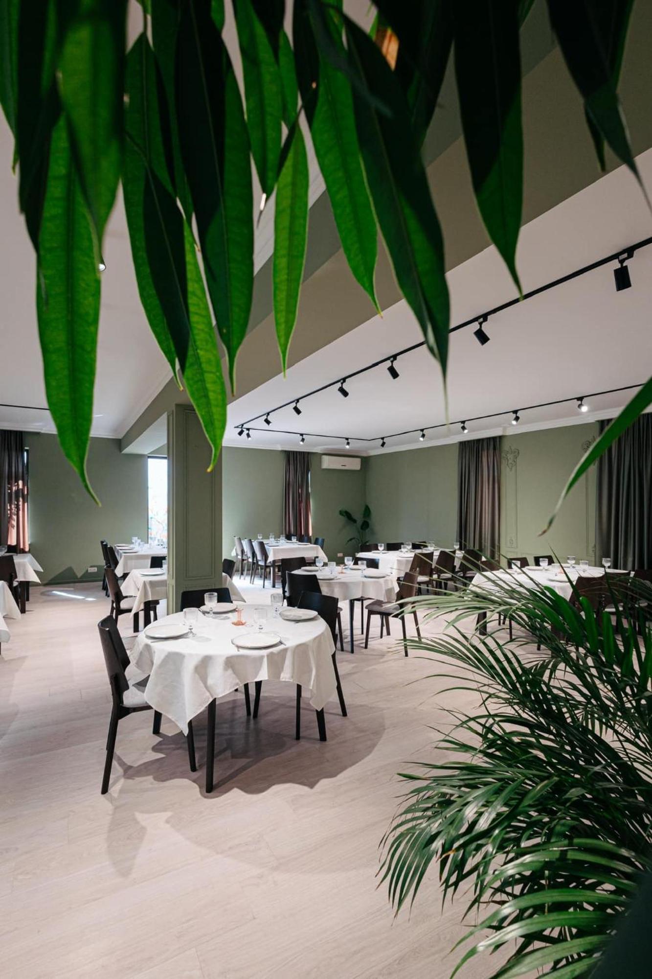 Cross Resort Hotel Jereván Kültér fotó