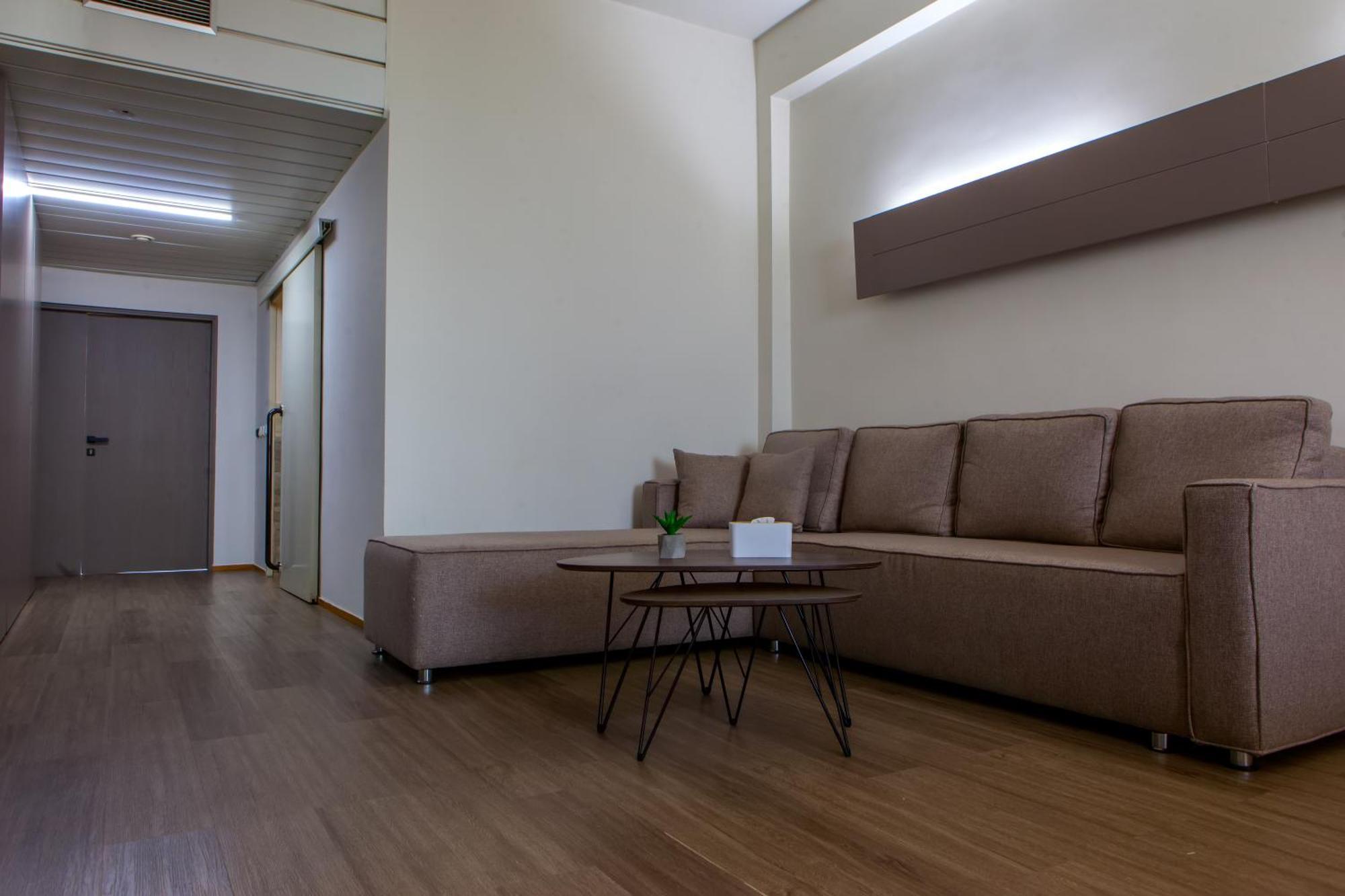 Cross Resort Hotel Jereván Kültér fotó